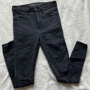 👖2/$35 American Eagle Outfitters Super Hi-rise Jegging Size 8 Knee Holes